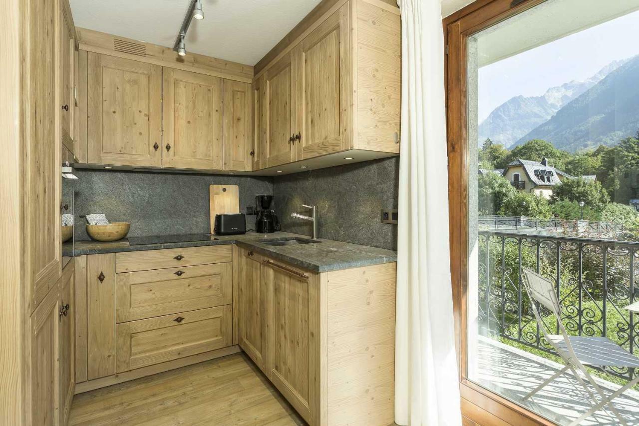 Apartment Ensa - Alpes Travel - Central Chamonix - Sleeps 4 Екстер'єр фото